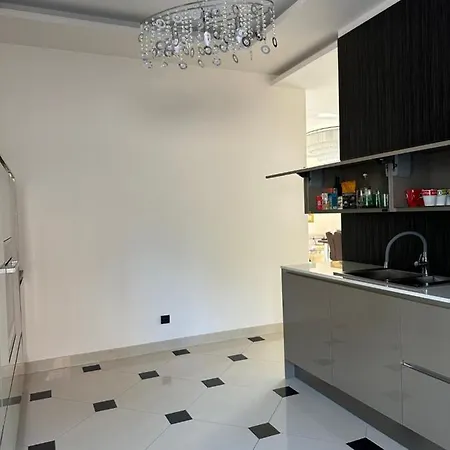 Isabella - Luxury With Style Right Next To The Beach, Private Pool And Sea View