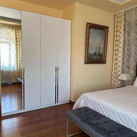 Isabella - Luxury With Style Right Next To The Beach, Private Pool And Sea View *