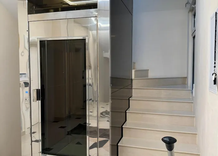 Isabella - Luxury With Style Right Next To The Beach, Private Pool And Sea View Apartment