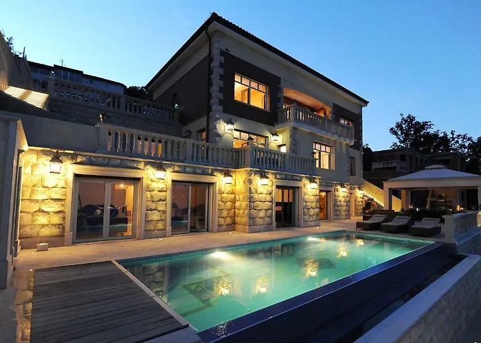 Isabella - Luxury With Style Right Next To The Beach, Private Pool And Sea View Апартаменты *