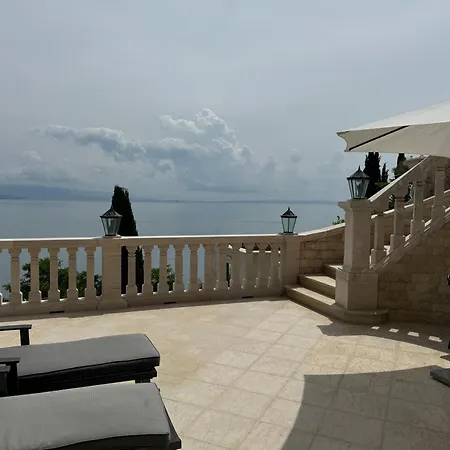 Isabella - Luxury With Style Right Next To The Beach, Private Pool And Sea View Apartman *