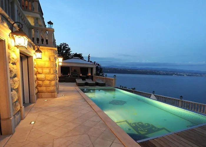 Isabella - Luxury With Style Right Next To The Beach, Private Pool And Sea View Apartman *