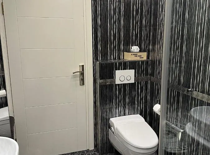 Isabella - Luxury With Style Right Next To The Beach, Private Pool And Sea View Apartman Opatija