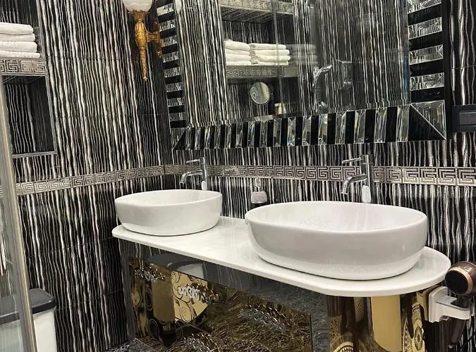 Isabella - Luxury With Style Right Next To The Beach, Private Pool And Sea View *