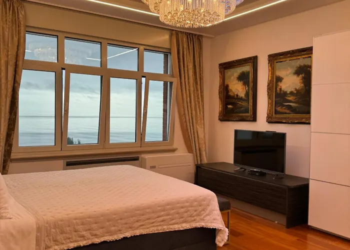 Apartman Isabella - Luxury With Style Right Next To The Beach, Private Pool And Sea View